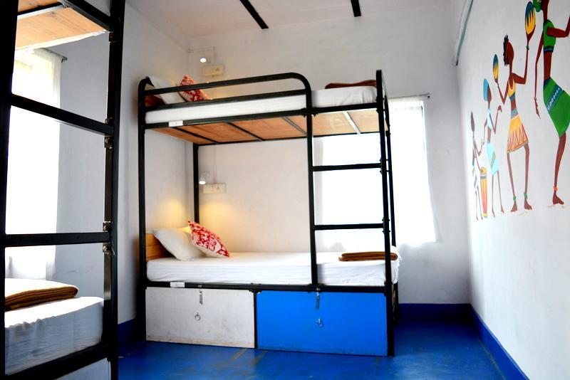 Hostelavie - Varanasi Ngoại thất bức ảnh